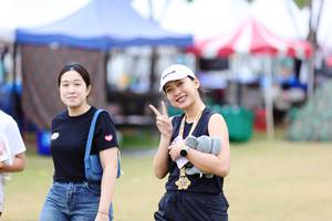 BIB: 
                            <button type="button" onclick="openModal(27860037)" class="btn btn-primary btn-sm float-right btn-popup" data-toggle="modal" data-target=".modal-high-quality">
                        <i class="fas fa-shopping-cart"></i> Add to Cart
                    </button>
                                            <button type="button" onclick="isThisMe(27860037, true)" class="btn btn-success btn-sm float-right btn-popup btn-isme hidden" data-toggle="tooltip" data-placement="bottom" title="นี่คือรูปของคุณใช่ไหม คลิกที่นี่เพื่อเอาเข้าอัลบั้ม">
                        <i class="fas fa-plus"></i> Add to album
                    </button>
                    <button type="button" onclick="isThisMe(27860037, false)" class="btn btn-warning btn-sm float-right btn-popup btn-isnotme hidden">
                        <i class="fas fa-ban"></i> Remove from album
                    </button>